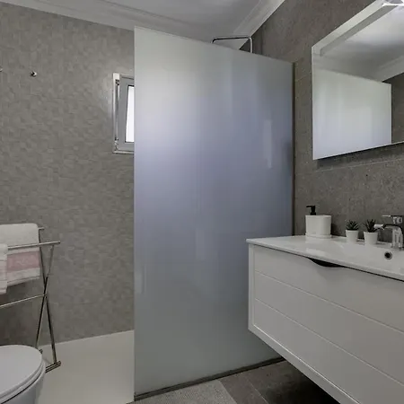 Apartament Club - 2 Bedroom Apartment, Air Conditioning And Pools *
