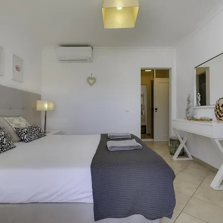 Apartament Club - 2 Bedroom Apartment, Air Conditioning And Pools *