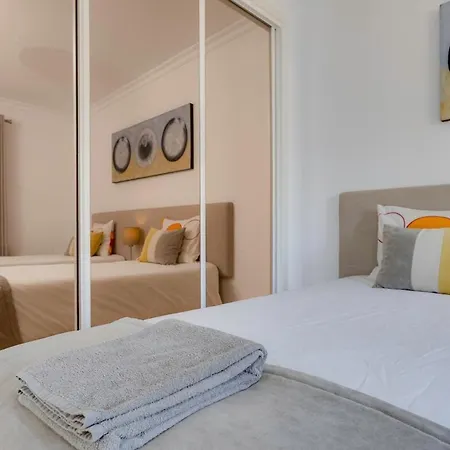 Apartament Club - 2 Bedroom Apartment, Air Conditioning And Pools *
