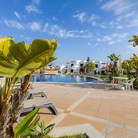 Apartament Club - 2 Bedroom Apartment, Air Conditioning And Pools *