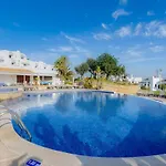 Club - 2 Bedroom Apartment, Air Conditioning And Pools 公寓